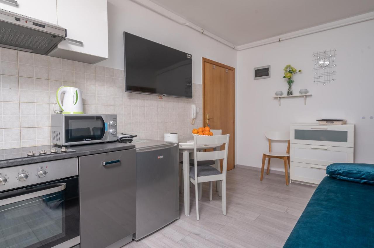 Apartment Fiorella Pula Exterior photo